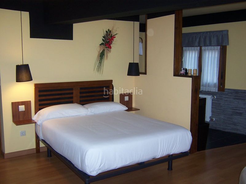Foto 06b83434-71a4-4721-9ed0-b6fbc0279d93. Casa amb aparcament a Soba