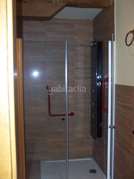Foto 0ab2fb24-34f7-46ac-896c-c913a9d62f4b. Casa amb aparcament a Soba