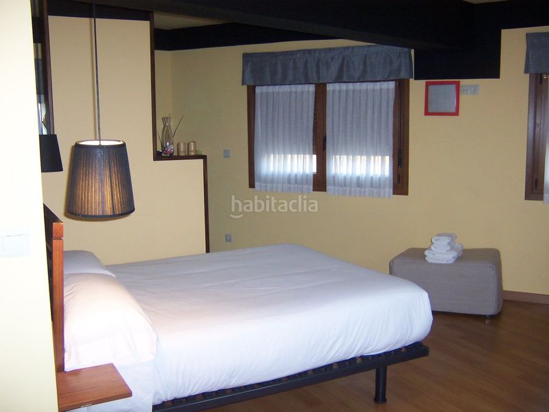 Foto a5e303e7-37b3-4cfa-ad55-44f06d286549. Casa amb aparcament a Soba