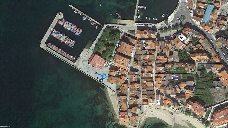 Foto fcc0fad6-62ac-4e34-a838-83081e86a15c. Casa amb aparcament a Cuntis
