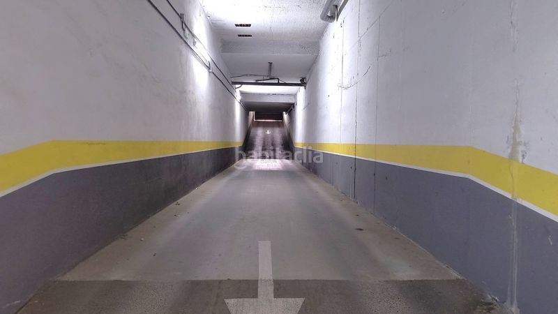 Foto 95f1b7bb-3c80-42b7-8600-e18b5d47f37e. Aparcament cotxe a Sanchinarro Madrid