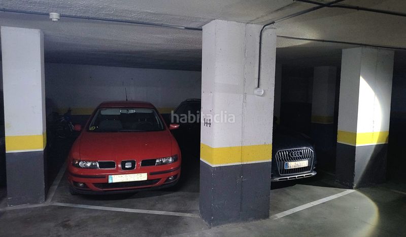 Foto cfe20819-a212-4475-9a17-b076e7a40c82. Aparcament cotxe a Sanchinarro Madrid