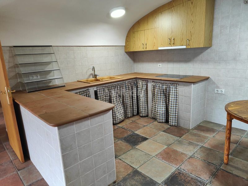 Foto b79fefa2-3624-4666-9d08-3343dcf32a15. Edificio en Sant Aniol de Finestres