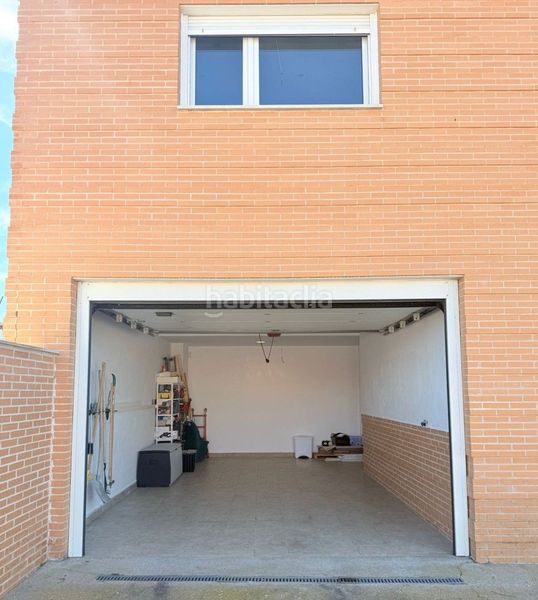 Foto 549d11fb-ab37-4aa1-959c-7d5900be56cd. Casa amb aparcament a Layos