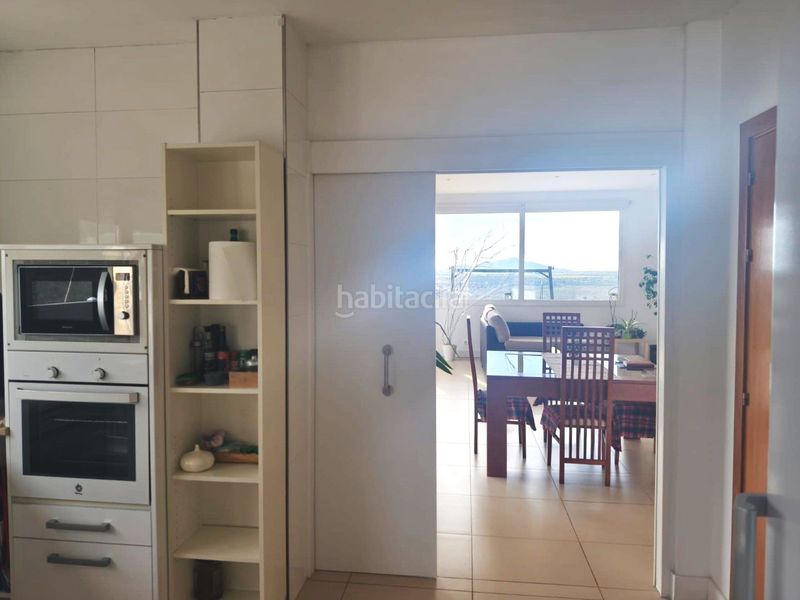 Foto 7a294d86-0f12-4a01-b4e1-dbd563d339aa. Casa amb aparcament a Layos