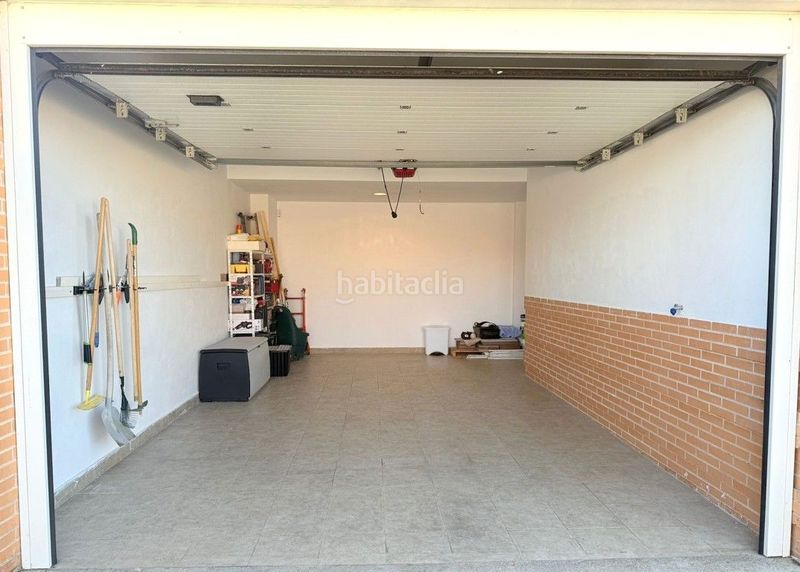 Foto dd5aa020-b2f0-4422-8c13-986f5ef176af. Casa amb aparcament a Layos
