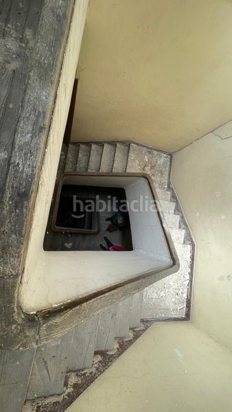 Foto acaef8b6-1e67-47d6-9943-4821918e22c2. Edificio en Castro de Rei