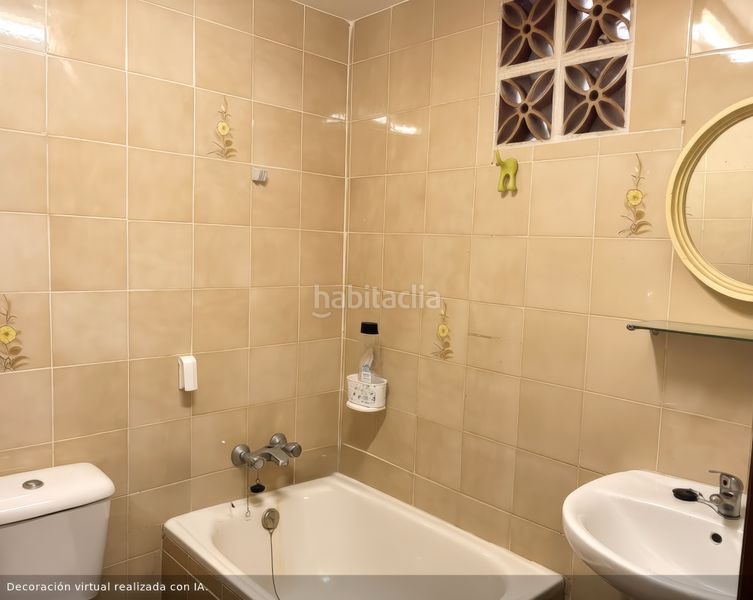 Foto 664df550-73e1-474a-b014-ba9c7139f3ce. Casa amb aparcament a Centro Histórico Vélez - Málaga