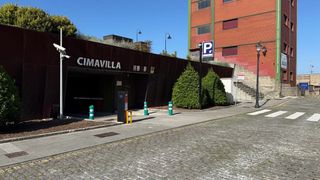 Parking voiture  Calle  emilio muñiz el negro