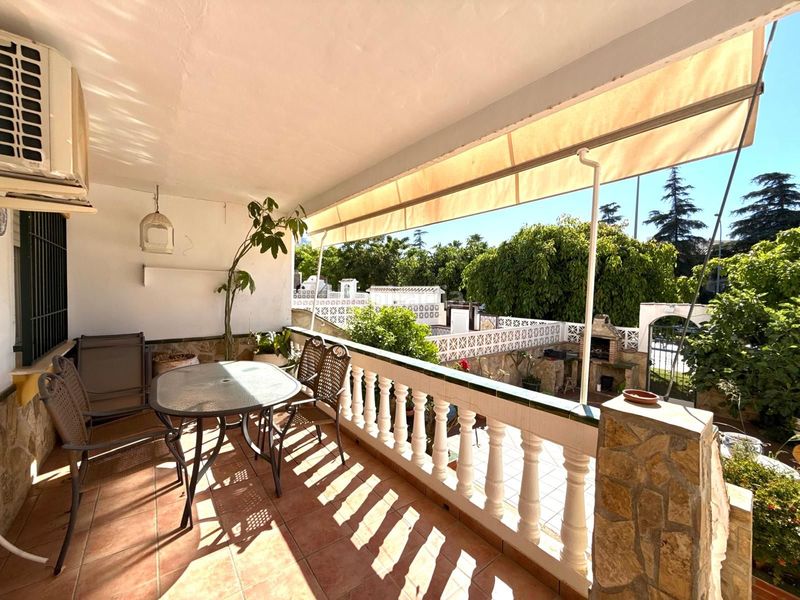 Foto ab30fc53-a863-4526-9078-a13d11ba9c65. Casa adossada amb aparcament a Avda Pescia - Ctra de Frigiliana Nerja