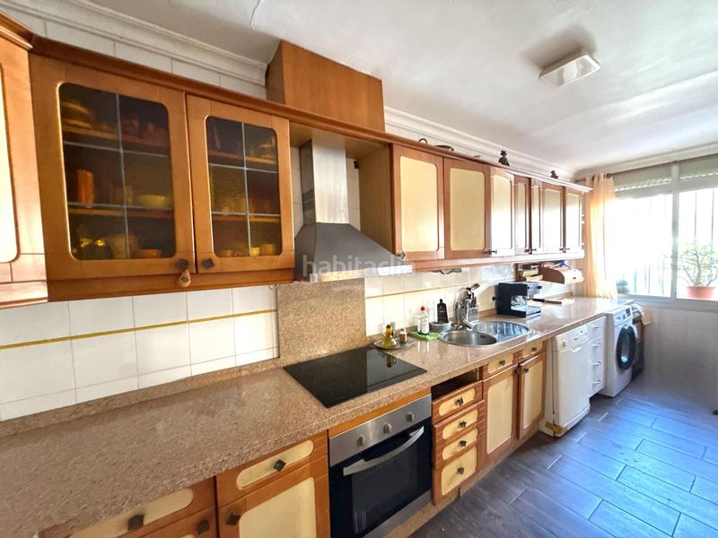 Foto d120e0f3-17e8-43d6-bbf3-a429fde384e8. Casa adossada amb aparcament a Avda Pescia - Ctra de Frigiliana Nerja