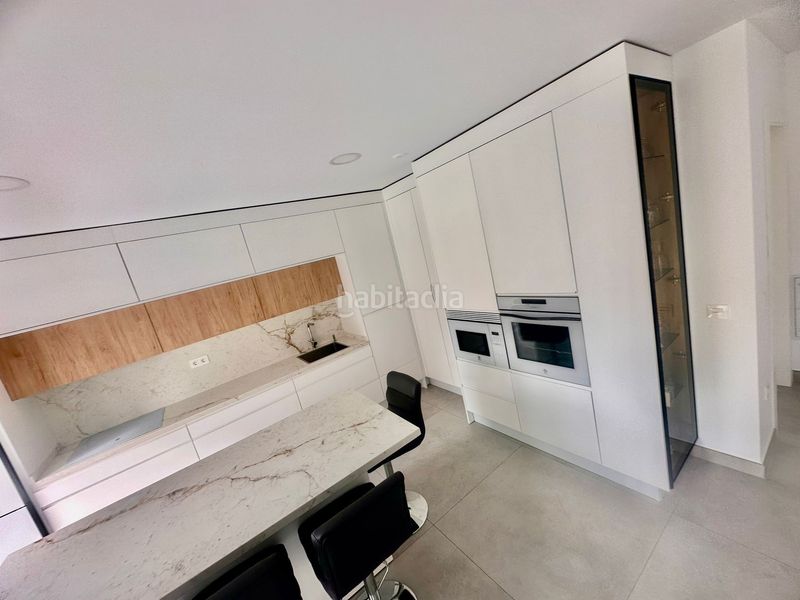 Foto b1fa8f19-c85a-49ef-b378-a99a6bd0811e. Casa adossada amb aparcament a Almerimar Ejido (El)