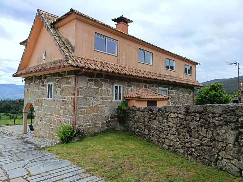 Foto 2529654f-d606-4927-87d3-aba7b3b2f442. Casa a Cañiza (A)