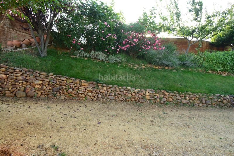 Foto d1bcc6df-2214-4821-bf58-3ea751793792. Masia amb aparcament a Robledillo de Mohernando