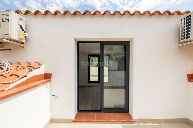 Foto 82422c99-b1dd-4a43-b7e8-223a0da7698a. Casa adossada amb aparcament a Torrelles de Llobregat