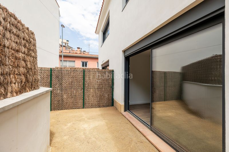 Foto de482a0e-2591-4ede-8163-f4bcfe5542e0. Casa adossada amb aparcament a Torrelles de Llobregat
