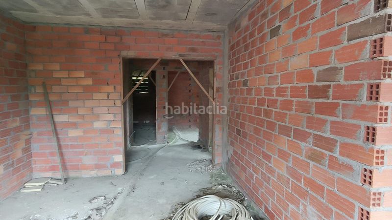 Foto 1205c13f-5d73-4152-9475-1fa3f3b2ee7b. Casa amb aparcament a Mos