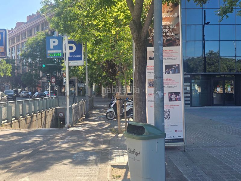 Foto f0407e55-b5d6-4172-87b2-4227aacef96a. Aparcament cotxe a Creu Alta Sabadell