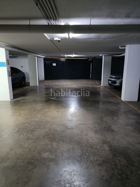 Foto 737a7504-3dd5-4404-948b-888e57008338. Aparcament cotxe a Écija