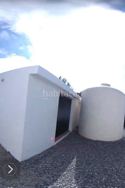 Foto b8d9127e-4def-4412-82f3-679ed3436fdc. Masia a Borge (El)