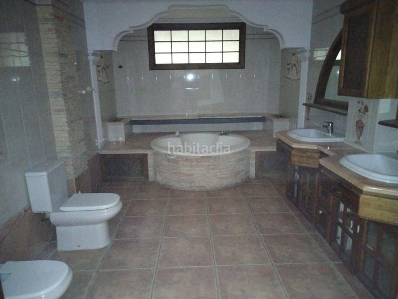 Foto 8b296659-fe79-4d48-ae02-13a26a115ede. Casa amb aparcament a Albatera