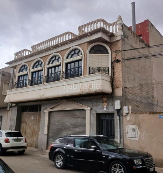 Foto e9f389b1-3ad1-4169-9ff4-238c53769a69. Casa amb aparcament a Albatera