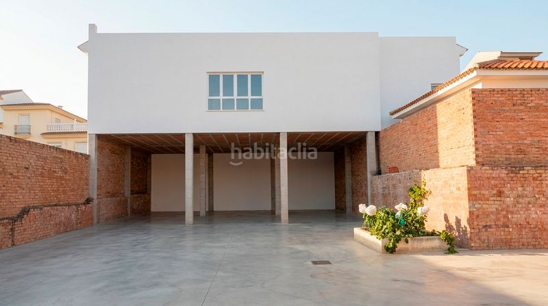 Foto 5bf3ab03-a439-43f4-b19a-1d986dcb7852. Edificio in Guaro