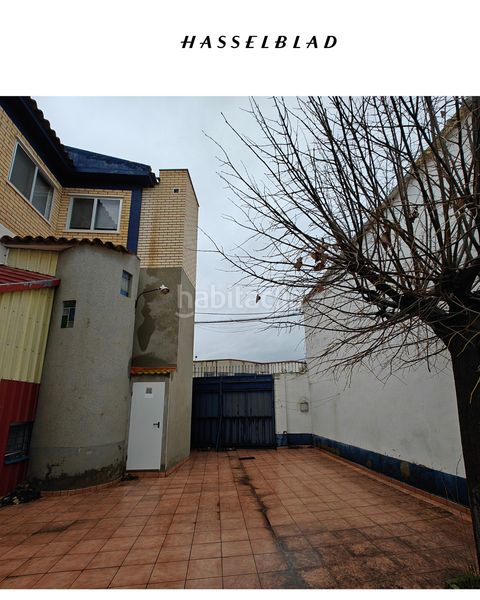 Foto 7ab16bf6-cd05-49a8-a257-f0660682c89c. Edificio en Valdespartera Zaragoza