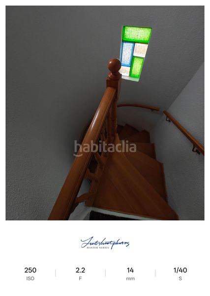 Foto 52fb5f88-bb30-4ead-b7bb-7a58c1e3cdac. Edifici a Cadrete