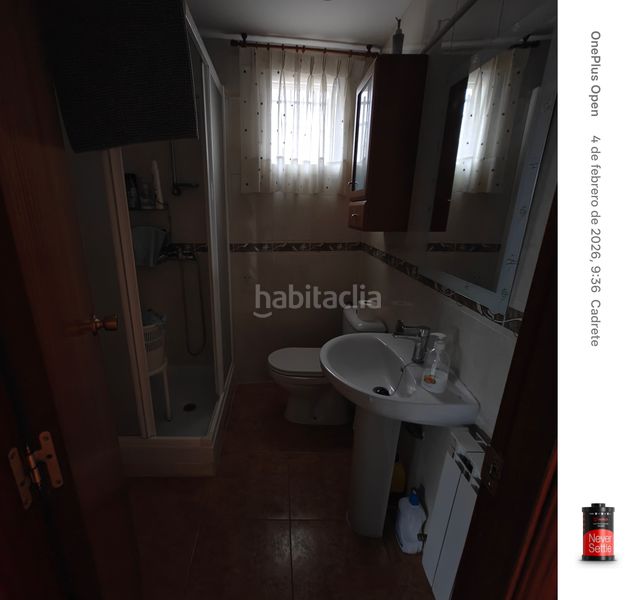 Foto 553211de-6bdc-4691-8ab8-00110d17ea86. Edifici a Cadrete