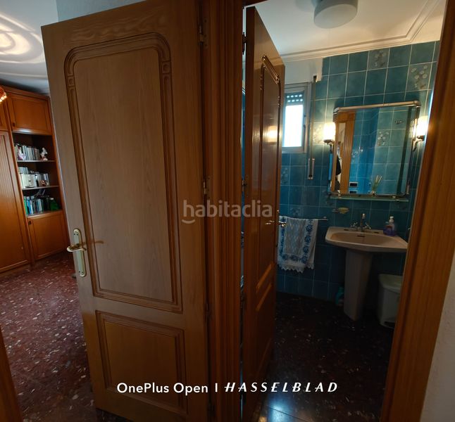 Foto 5a3c17ab-5193-4916-a490-f58b20bb3c13. Edifici a Cadrete