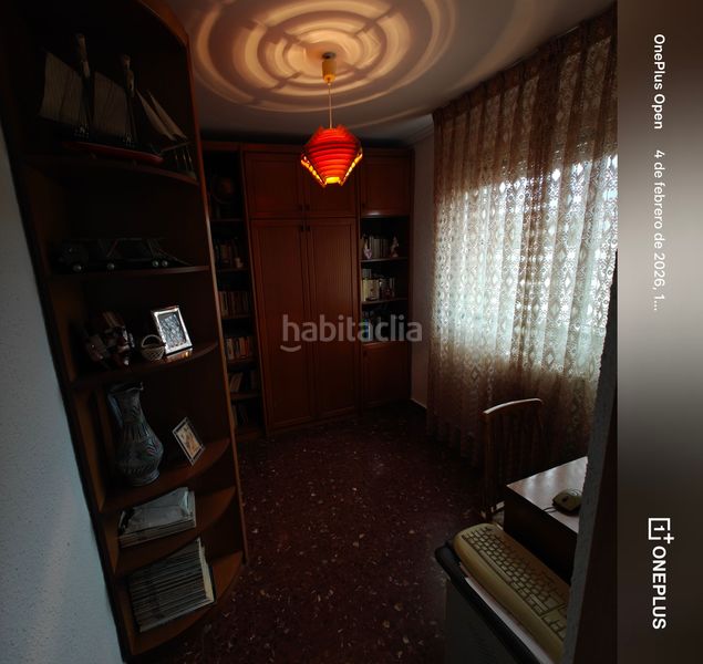 Foto 98b7a6ba-3940-4fe1-ad52-3c1c2efbbee3. Edifici a Cadrete