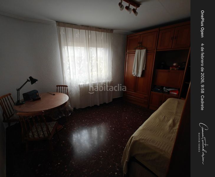 Foto 9ee1245f-8936-4ae2-a5c8-1972b995f667. Edifici a Cadrete