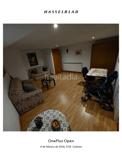 Foto c434d8d7-97f2-4b0c-be3b-be5ce4ad1af4. Edifici a Cadrete