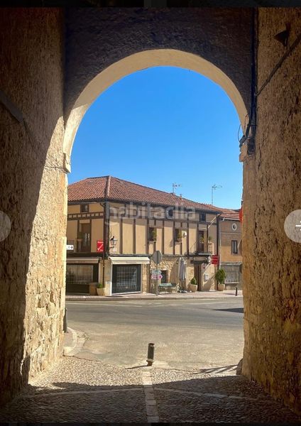 Foto fe5f1a53-e904-4dff-93a7-8d745fc0ae4b. Edifici a Peñaranda de Duero