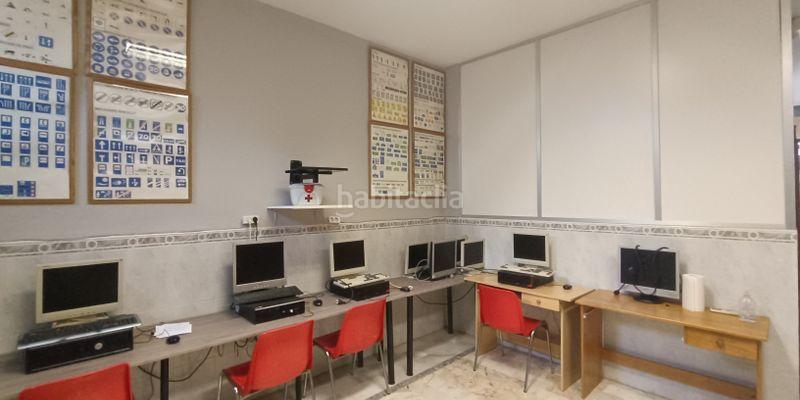 Foto 383797fa-868e-4ee6-bfc2-a90816e72edf. Local commercial dans colores - entreparques Sevilla