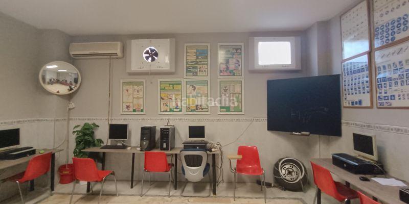 Foto b2d3a0d6-823f-4080-8a28-b21946edc9a6. Local commercial dans colores - entreparques Sevilla