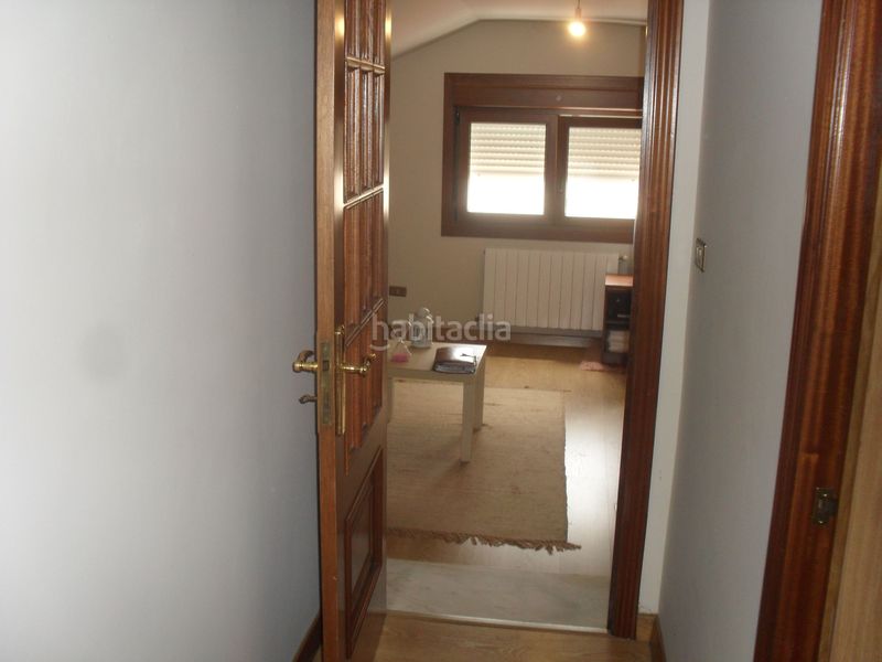 Foto 599ba42e-d500-466d-b468-65dfb103db4c. Casa amb aparcament a Teis Vigo