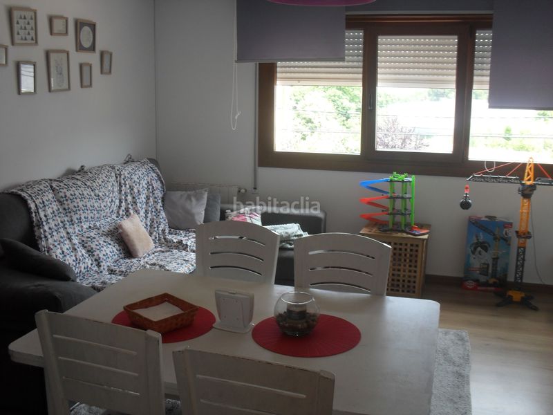 Foto a04ddbaa-5bfc-46c4-8b79-b0ef9dc2e08a. Casa amb aparcament a Teis Vigo