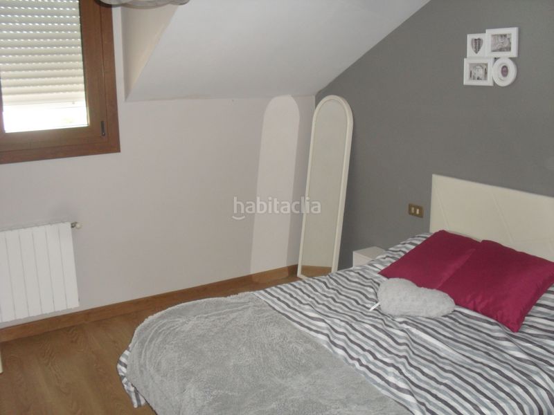 Foto a595a919-afdf-48d1-99f9-98d6d544e64c. Casa amb aparcament a Teis Vigo