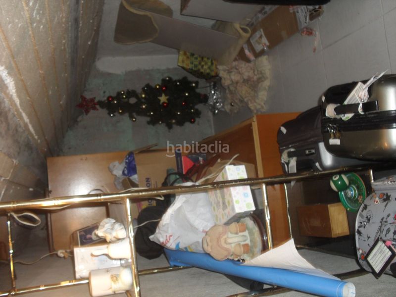 Foto d65a2088-8d64-4142-ab30-af764193ed3f. Casa amb aparcament a Teis Vigo