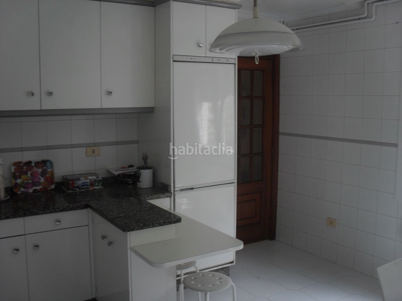 Foto fa7946c7-8c94-4bf2-8f0e-cfb984e7e9bd. Casa amb aparcament a Teis Vigo