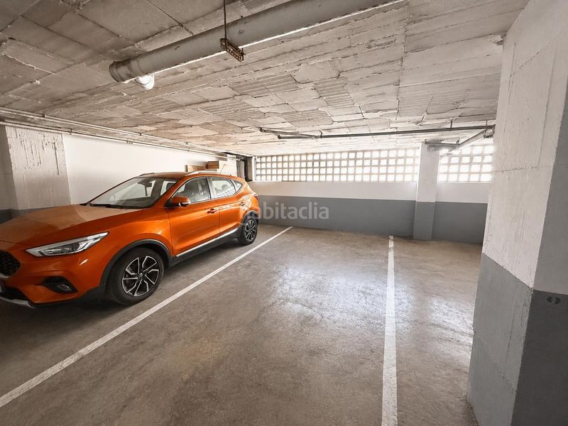 Foto eb6cf212-c474-4870-9145-1d20152111b7. Pis amb aparcament a Paseo Marítimo Oeste - Pacífico Málaga