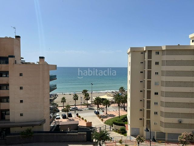 Foto 07194870-2e0b-41c3-af5f-6ae91e80e105. Pis amb aparcament a Las Gaviotas - Carvajal Fuengirola