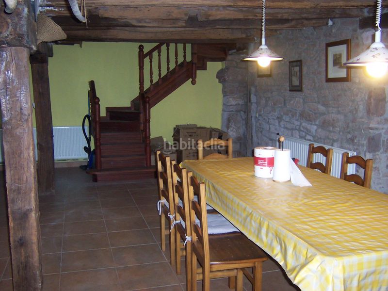 Foto 5e25356f-19e1-439f-881f-ef2b4fb4a087. Casa a Valdeolea