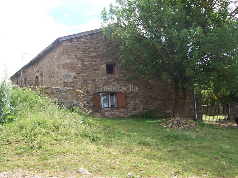 Foto ecf6a97c-9a0f-423a-a3a7-5970f87d8d3e. Casa a Valdeolea