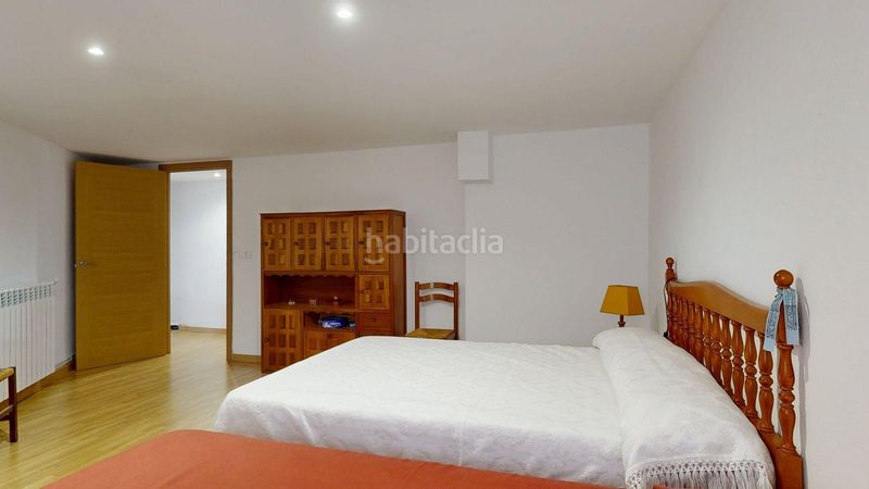 Foto 4357c8f2-9fe7-4b82-aca7-f1ce2ac8139d. Casa a Cadrete