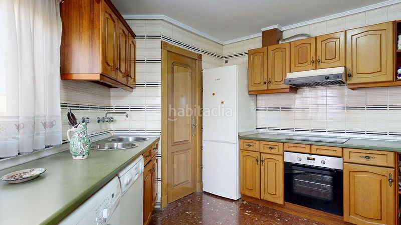Foto 86de0acb-5d6e-4397-bd4e-30e943bb4c17. Casa a Cadrete