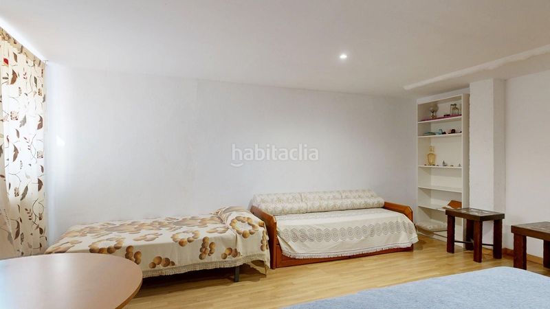 Foto 9cb25a81-319b-47d7-a0af-fa2ad947ac73. Casa a Cadrete