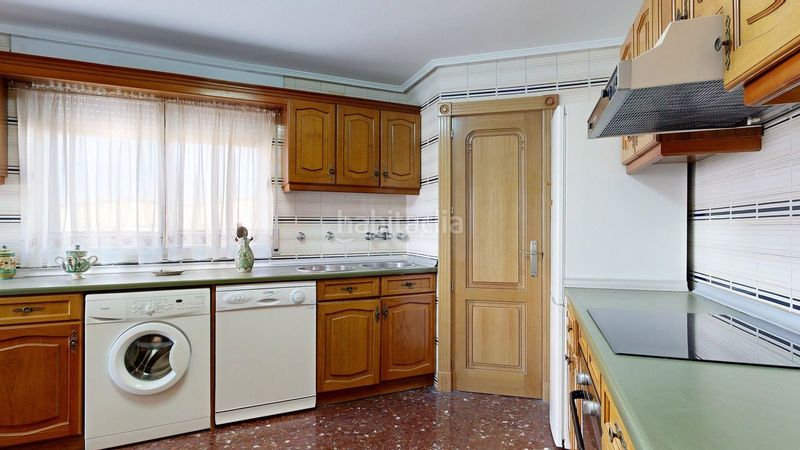 Foto d4e2af33-0ebb-4e61-8889-9e6a9a4dfba0. Casa a Cadrete